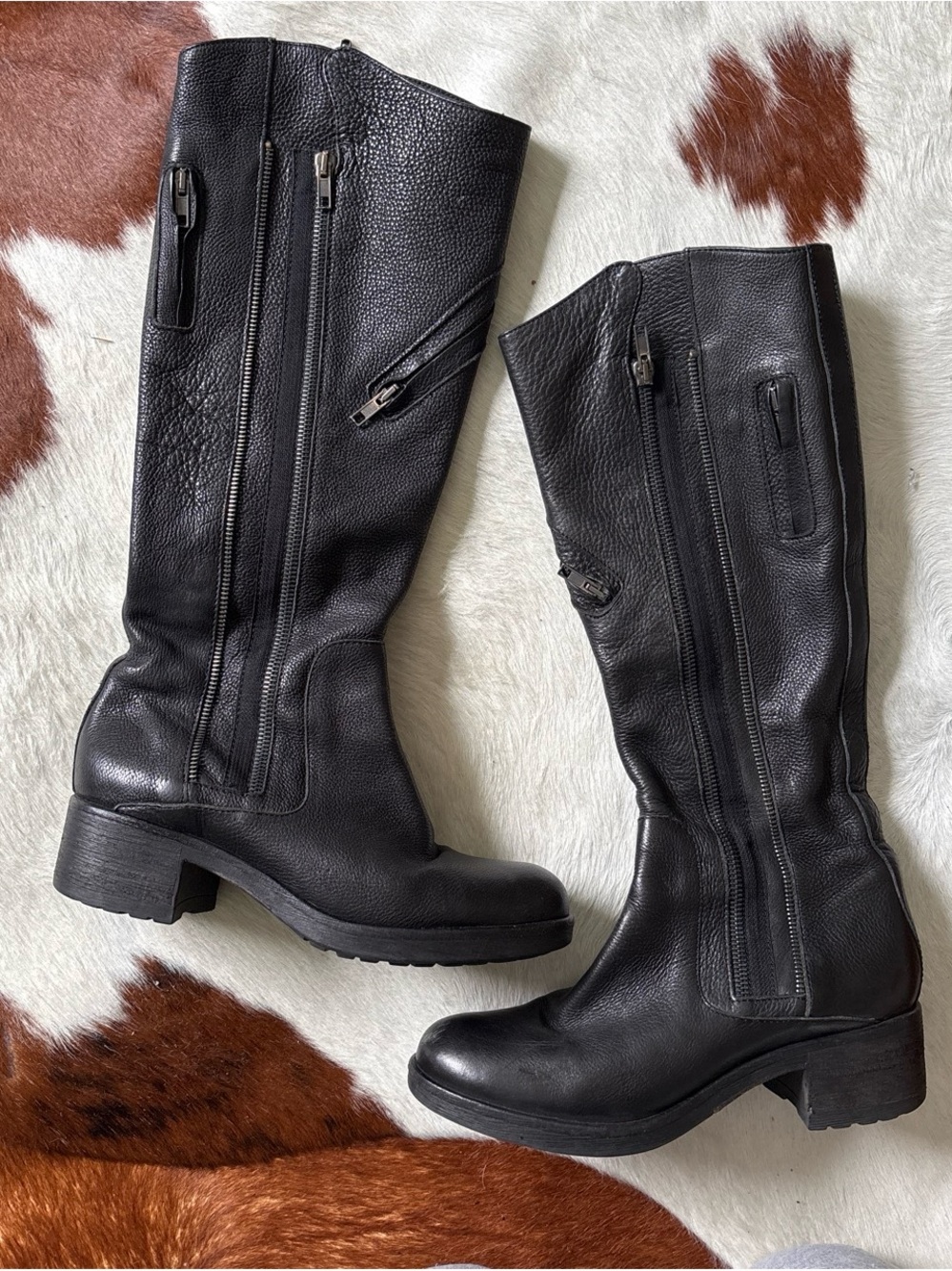 Vera Wang Lavender Evan Black Pebbled Leather Knee High Riding Boots Zip 7 $475